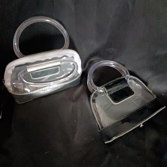 Purses - Picture 4 of 5